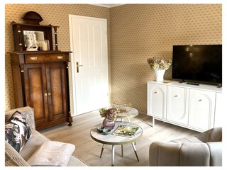 TV mit Radioempfang ist für Sie vorhanden.