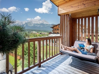Das_Lois_Penzingweg_9_Oberndorf_Balkon_Ausblick_Ma