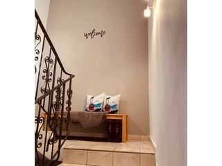 Stiegenaufgang welcome