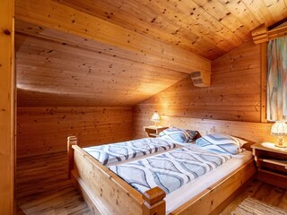 Haus Fröschl, Kirchdorf, Schlazimmer