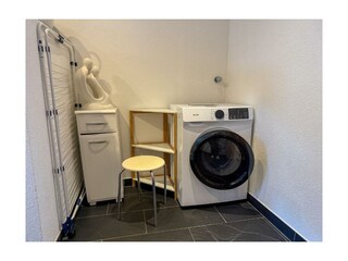 Die Kormarin, App. LEANDER, Waschmaschine