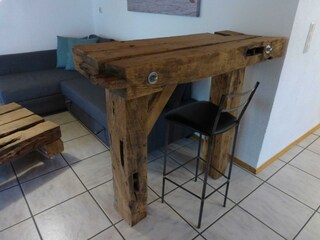 Wohnbereich mit Frühstücksbar