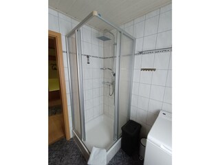 Bad mit Dusche