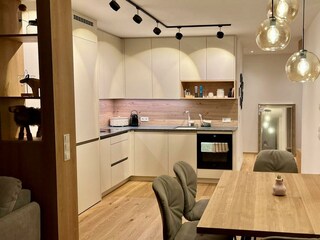 9edbf955-9d84-4d4a-a8a8-7c9b9ca5b62f