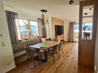 63c3c9d1-ca6d-4a10-b03a-0d97aac2fa75