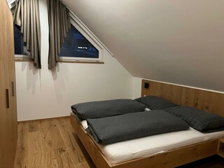 e11b7b25-6fb8-40c3-9493-019894a4aff4