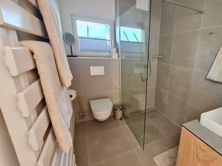 ab507fff-3ab3-446a-adb9-89c4effeb7ac