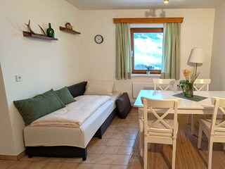 PXL_20251125_130855464.MP