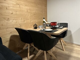 Esstisch für 4 Personen