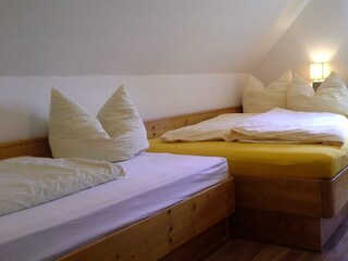 Dreibettzimmer