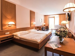 Gasthof Zum Hirschen modernes Zimmer