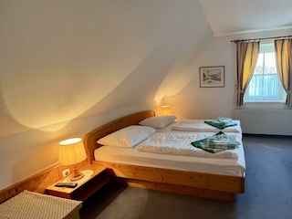 Schlafzimmer TOP 26