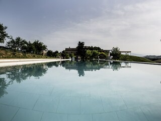 Appartement Acquaviva Picena Buitenaudio-opname 8