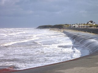 Promenade bei Sturmflut