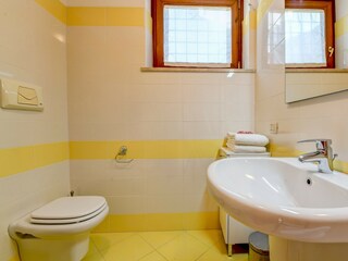 Apartment Toscolano-Maderno Ausstattung 32