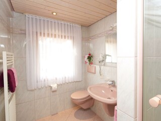 Zimmer_31_21_Bad_38A4011