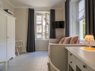 Eins der drei Schlafzimmer