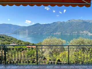 Südwestbalkon mit atemberaubender 180° Seesicht