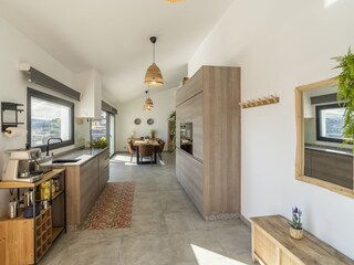 Voll ausgestattete Küche