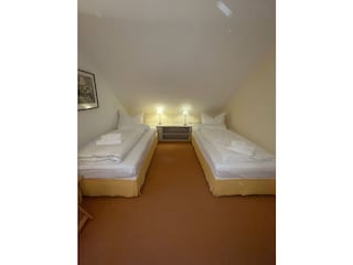Cottage Tramm Features 19