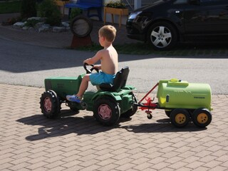 Traktorfahren macht immer Spaß