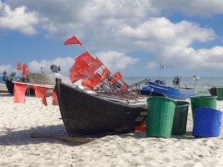 Fischerboote am Strand von Baabe