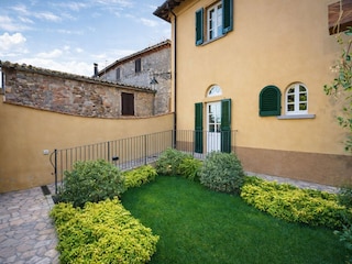 Apartment Gambassi Terme Outdoor Recording 3