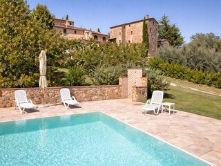 Appartement Gambassi Terme Buitenaudio-opname 2