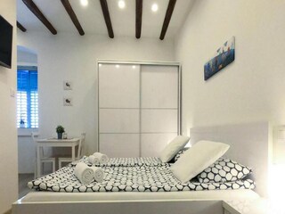 Apartment Cres Stadt Ausstattung 21