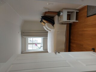 Blick vom Flur in das Schlafzimmer