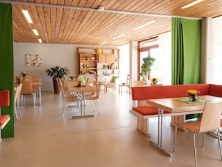 Aufenthaltsraum mit Lese Ecke