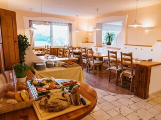Speisessal im Almenlandhof