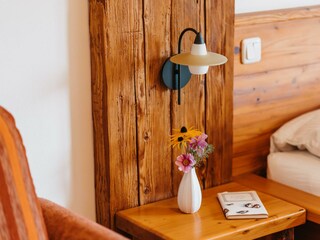 Nachtkästchen im Almenlandhof