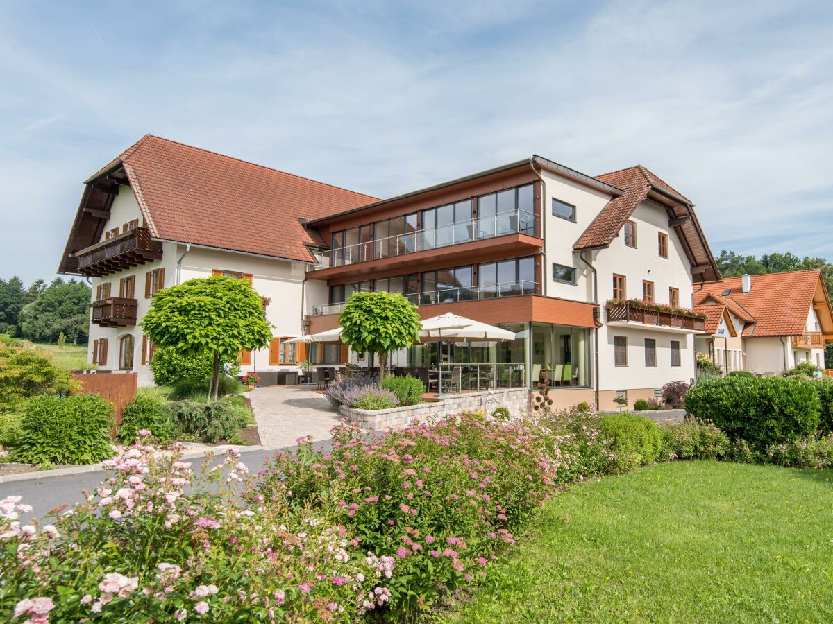 Apartment Hotel-Restaurant Gruber