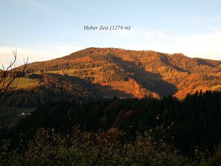 Blick auf den Hohen Zetz im Herbst 2023