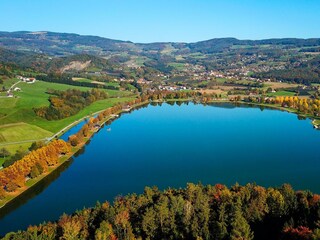 Stubenbergsee im Herbst