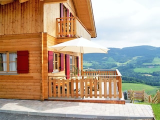 große Terrasse mit Ausblick
