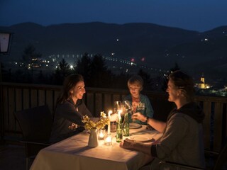 Abendessen auf der Terrasse