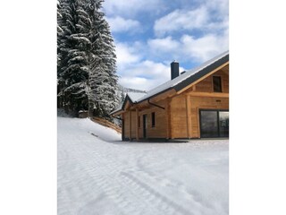 Blockhaus im Schnee