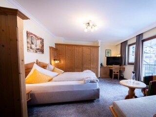 hotel_trisanna_day1-54