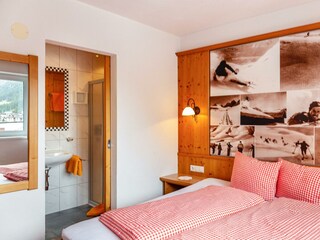 51660482-Alpenflora2-13_230510-154627469-HDR_23051