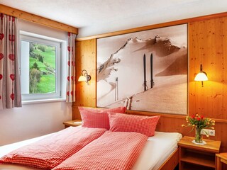 51660482-Alpenflora2-46_230510-155308544-HDR_23051