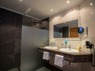 Deluxe Doppelzimmer Bad