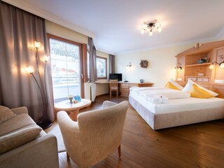 hotel_trisanna_day1-48