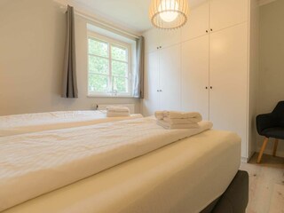 1. Schlafzimmer