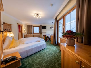 hotel_trisanna_day1-78