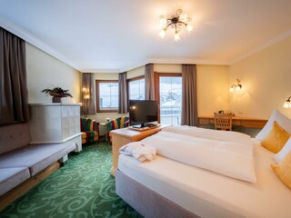 hotel_trisanna_day1-71