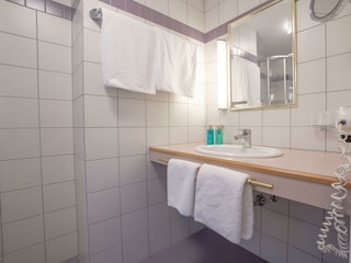 20250812_H_E_Zimmer-103-16.