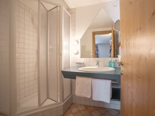 101 Dusche Appartement 1