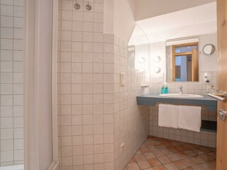 201 Dusche Appartement B
